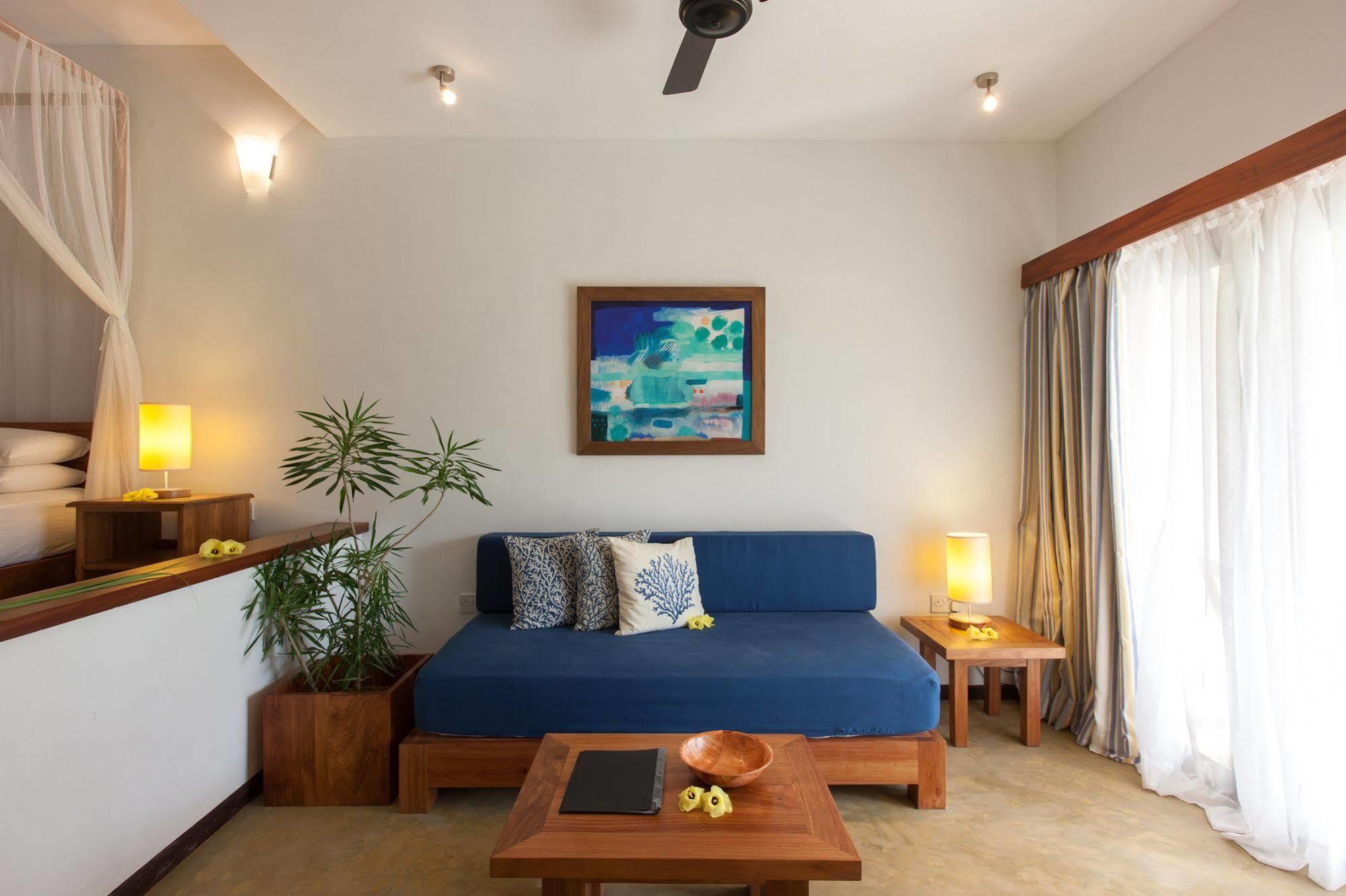 L'Hirondelle Guest House Анс-Вольбер-Вилаж Экстерьер фото